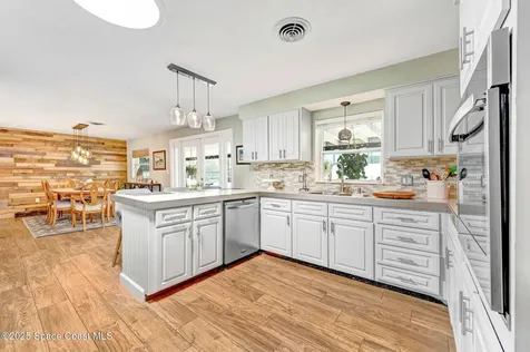 495 Plantation Road Merritt Island FL 32952