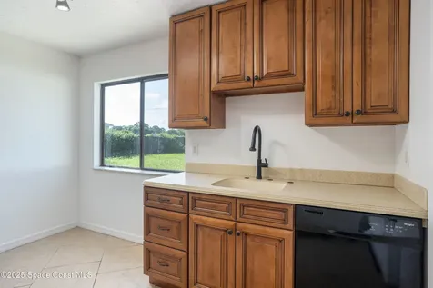 670 Altona Street NW Palm Bay FL 32907