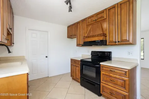 670 Altona Street NW Palm Bay FL 32907