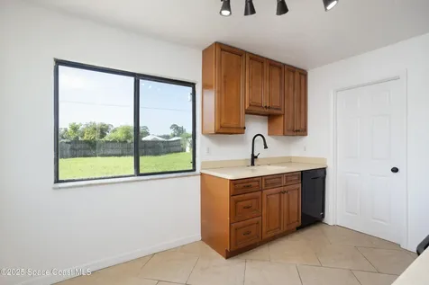 670 Altona Street NW Palm Bay FL 32907
