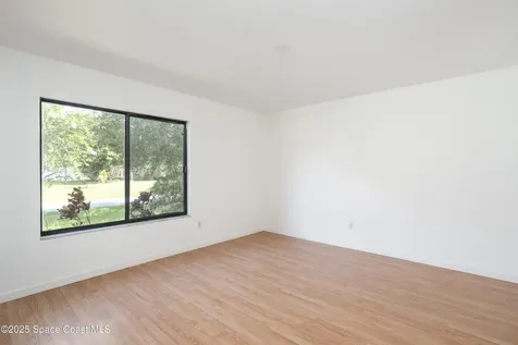 670 Altona Street NW Palm Bay FL 32907