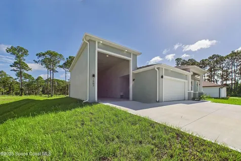 1379 Palau Street SE Palm Bay FL 32909