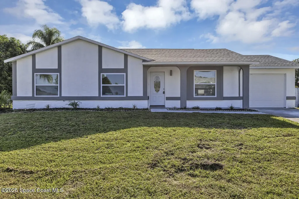 1099 Dusseldorf Avenue NW Palm Bay FL 32907