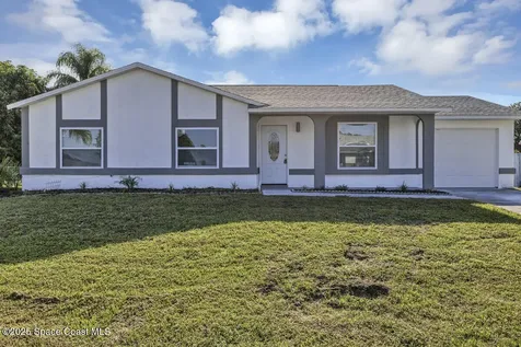 1099 Dusseldorf Avenue NW Palm Bay FL 32907