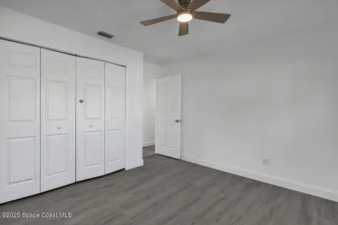 1099 Dusseldorf Avenue NW Palm Bay FL 32907