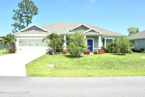 443 Biscayne Avenue NW Palm Bay FL 32907