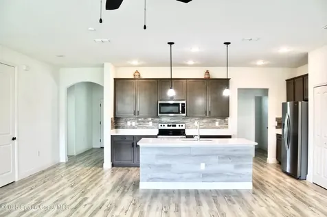 443 Biscayne Avenue NW Palm Bay FL 32907