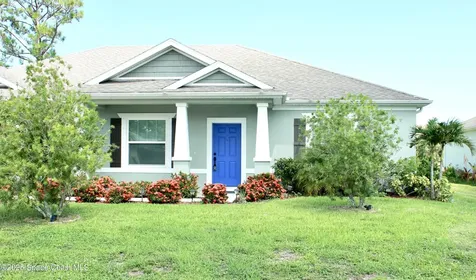 443 Biscayne Avenue NW Palm Bay FL 32907