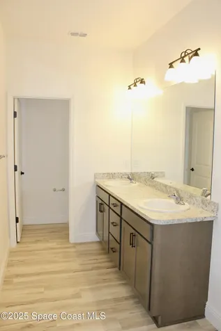 443 Biscayne Avenue NW Palm Bay FL 32907