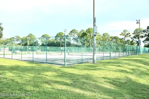 443 Biscayne Avenue NW Palm Bay FL 32907