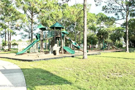 443 Biscayne Avenue NW Palm Bay FL 32907