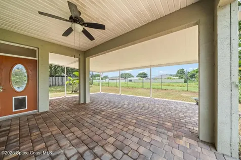 1050 Douglas Street SE Palm Bay FL 32909