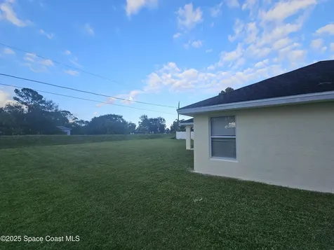 265 Delmonico Street NE Palm Bay FL 32907