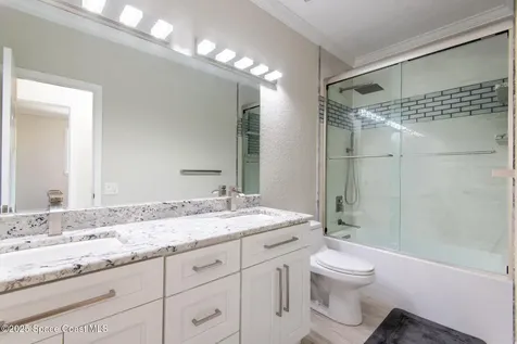 138 Windward Way Indian Harbour Beach FL 32937