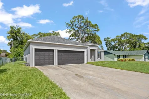 456 Azalea Avenue SE Palm Bay FL 32909