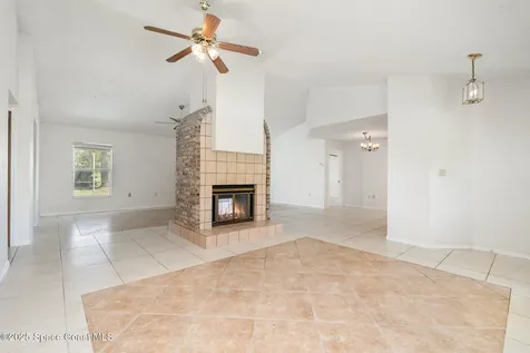 2173 Granville Street NE Palm Bay FL 32907
