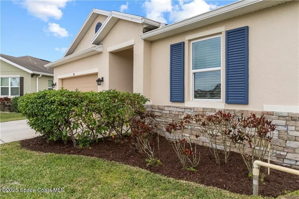 162 Port Royal Court Sebastian FL 32958
