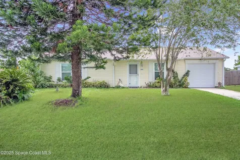 1426 Healey Street NW Palm Bay FL 32907
