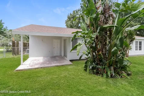 391 SW Homeland Road Port St. Lucie FL 34953