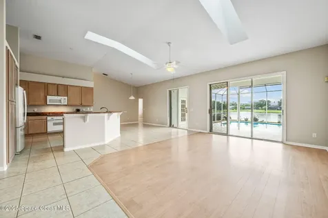 471 Lake Victoria Circle Melbourne FL 32940