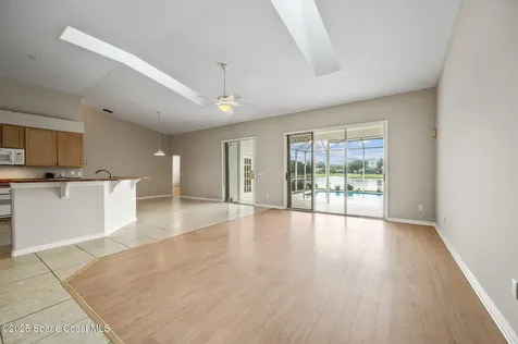 471 Lake Victoria Circle Melbourne FL 32940