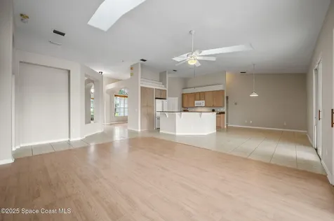471 Lake Victoria Circle Melbourne FL 32940