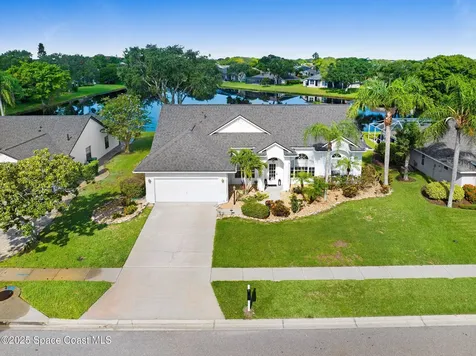 471 Lake Victoria Circle Melbourne FL 32940