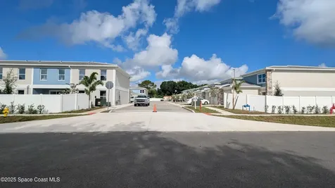 1605 Par Street NE Palm Bay FL 32905