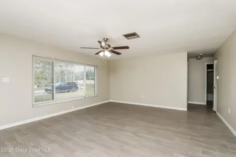 447 Count Street Melbourne FL 32901