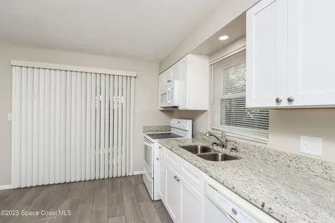 447 Count Street Melbourne FL 32901