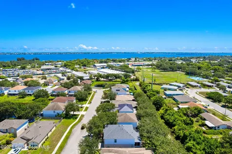 1995 Canopy Drive Melbourne FL 32935