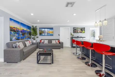 236 NE 3rd Street Satellite Beach FL 32937