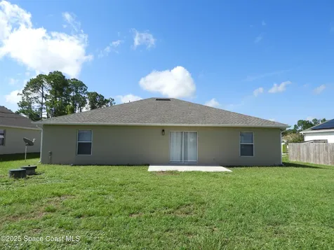 441 Brantley Street SE Palm Bay FL 32909