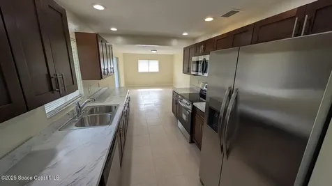 1095 Lynbrook Street NW Palm Bay FL 32907