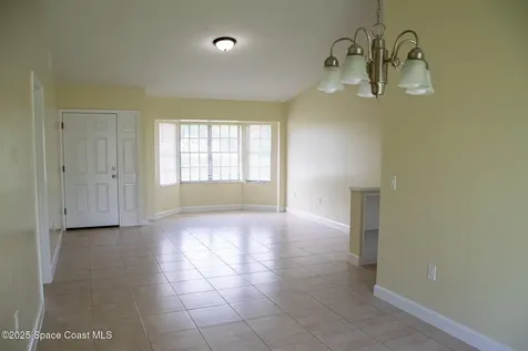1095 Lynbrook Street NW Palm Bay FL 32907