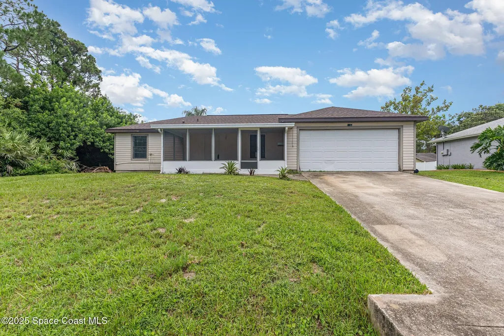 1184 Sapphire Street SE Palm Bay FL 32909
