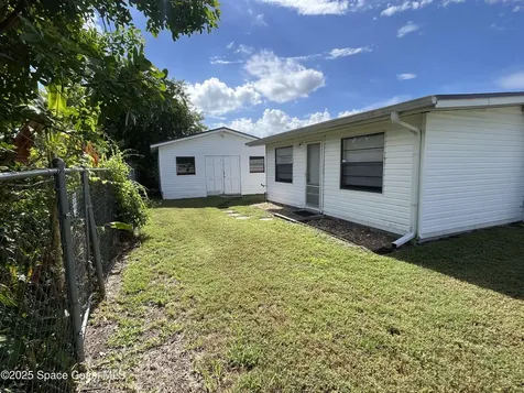 260 Melbourne Avenue Merritt Island FL 32953