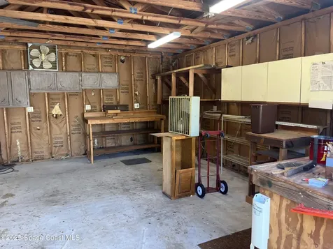 260 Melbourne Avenue Merritt Island FL 32953