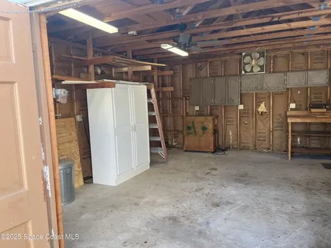 260 Melbourne Avenue Merritt Island FL 32953