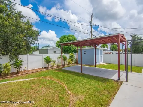 5278 NW North Macedo Boulevard Port St. Lucie FL 34983