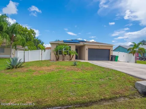 5278 NW North Macedo Boulevard Port St. Lucie FL 34983