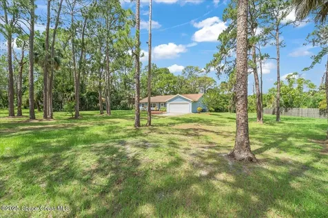 2090 Wood Street Melbourne FL 32904