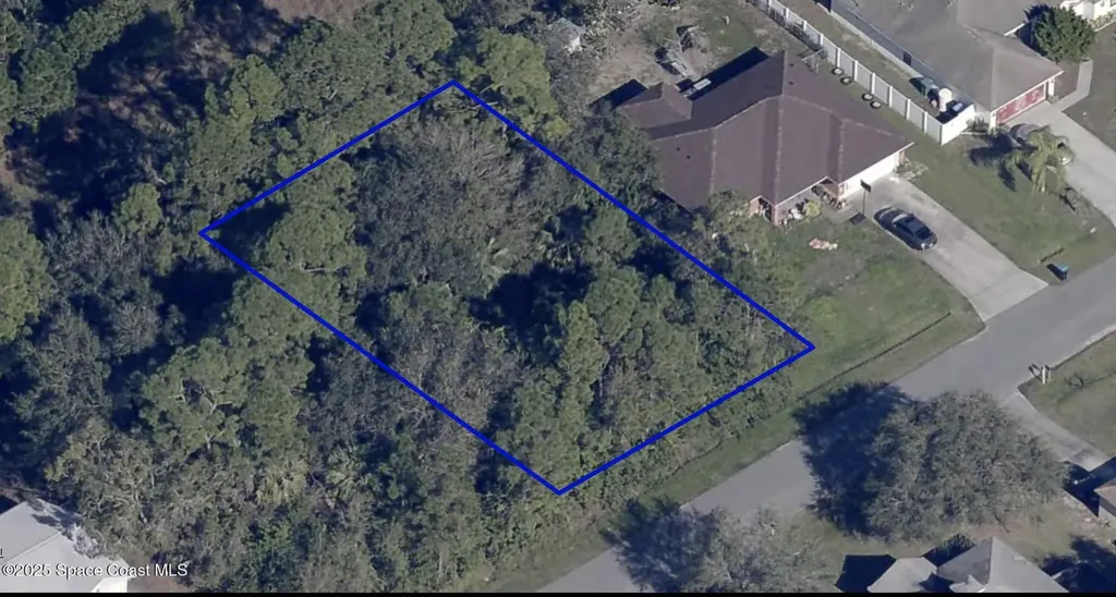 935 Westport Street SE Palm Bay FL 32909