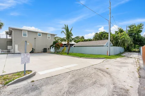 2012 Vernon Place Melbourne FL 32901