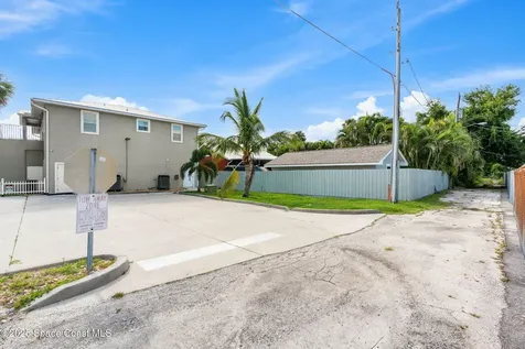 2012 Vernon Place Melbourne FL 32901