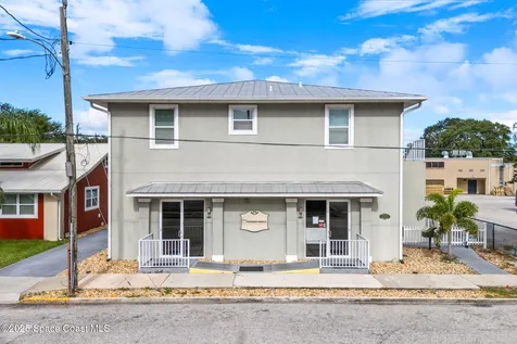 2012 Vernon Place Melbourne FL 32901