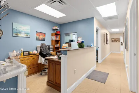 2012 Vernon Place Melbourne FL 32901