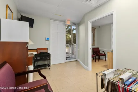 2012 Vernon Place Melbourne FL 32901
