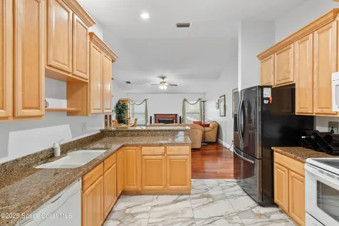 2012 Vernon Place Melbourne FL 32901