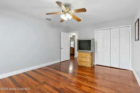 2012 Vernon Place Melbourne FL 32901